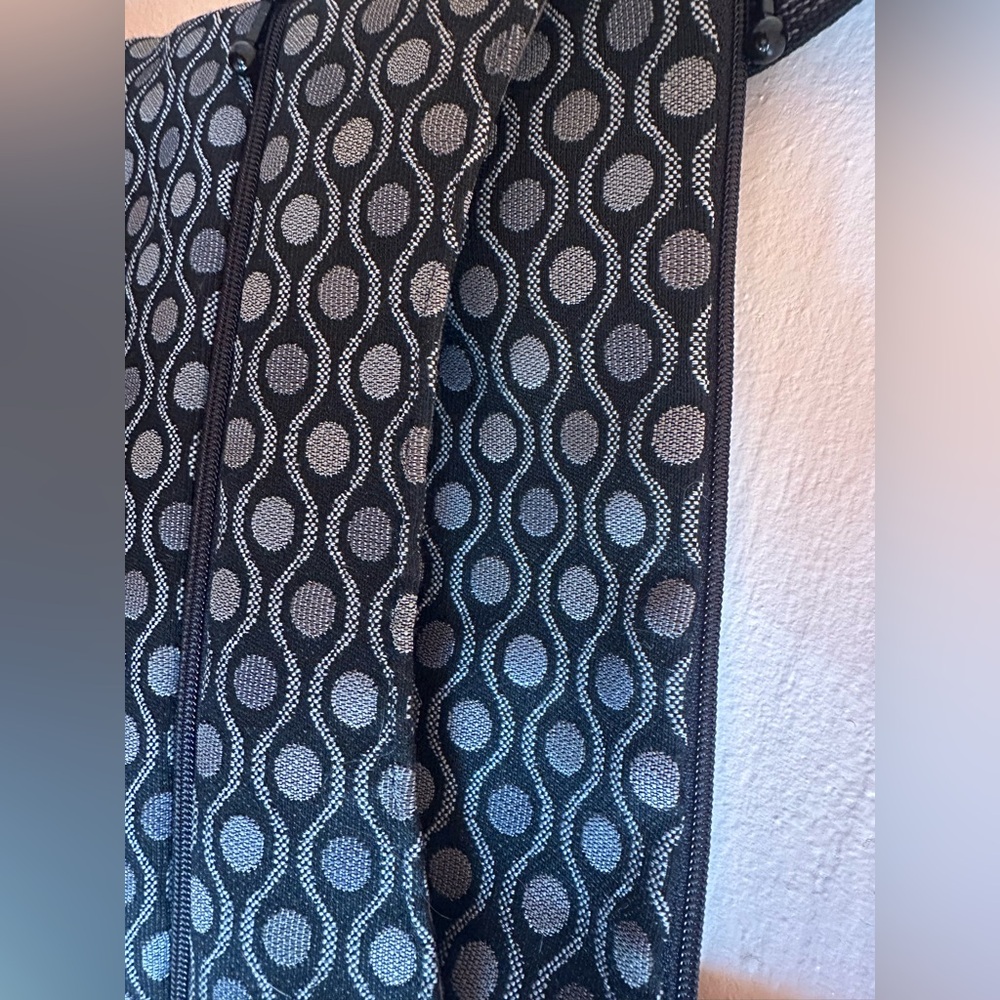 𝙎𝙊𝙇𝘿 MARUCA Peacock Noire Spree Bag Currently On Website but Sold Out! $135. - Picture 2 of 3
